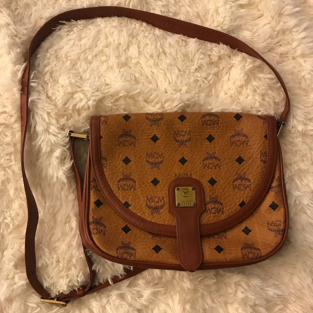 Vintage Authentic MCM Crossbody Purse in C…